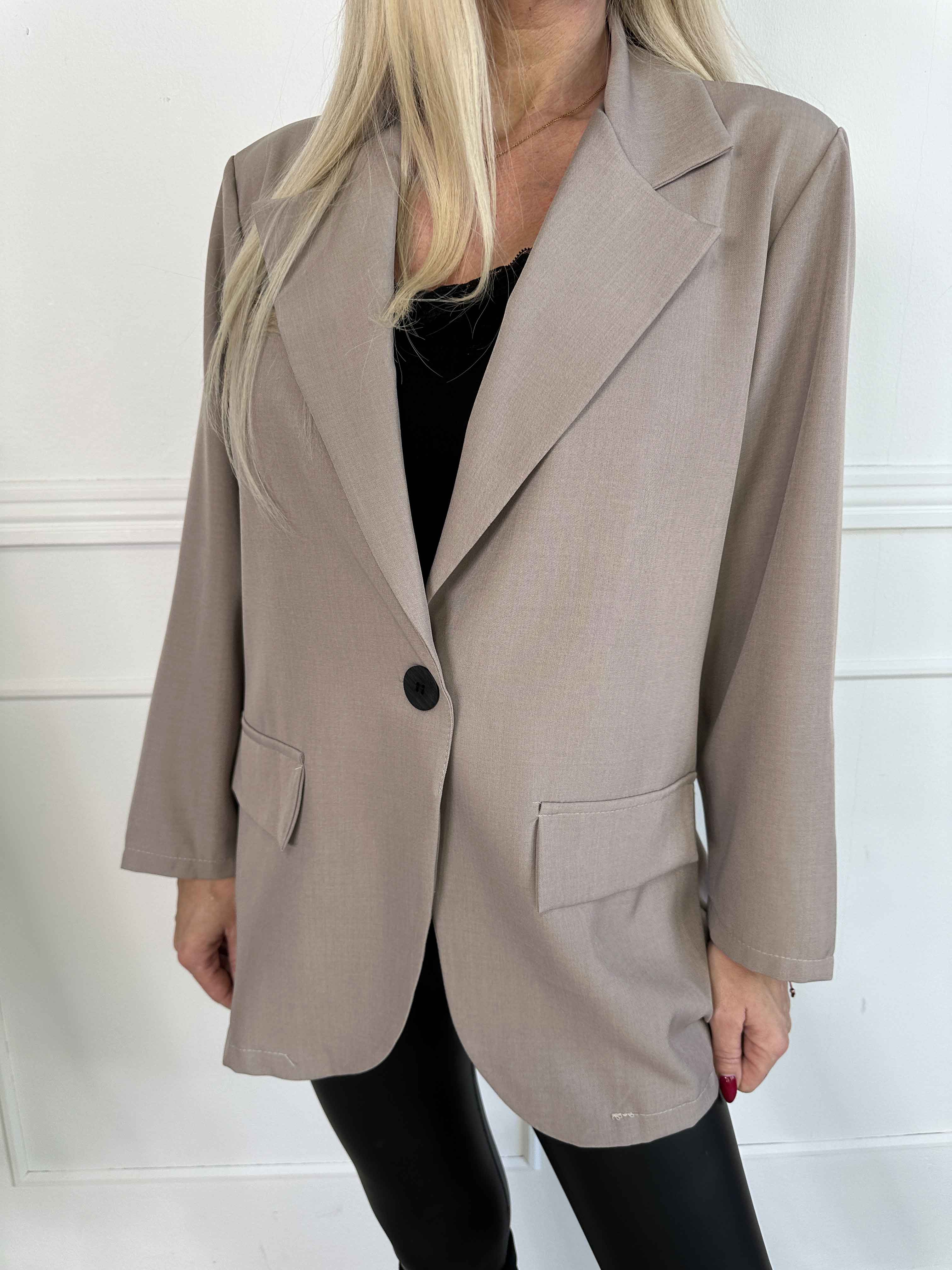 Lanthe Plain - Snygg enfärgad kavaj